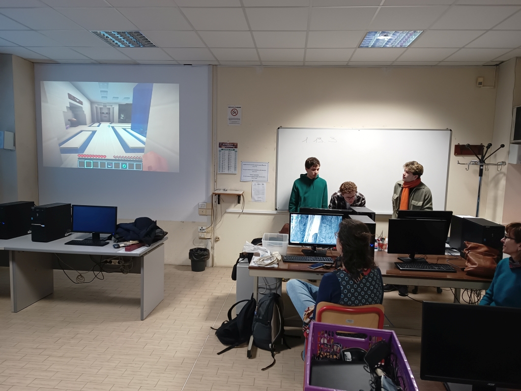 Schüler aus Bad Mergentheim stellen den aktuellen Projektstand vor