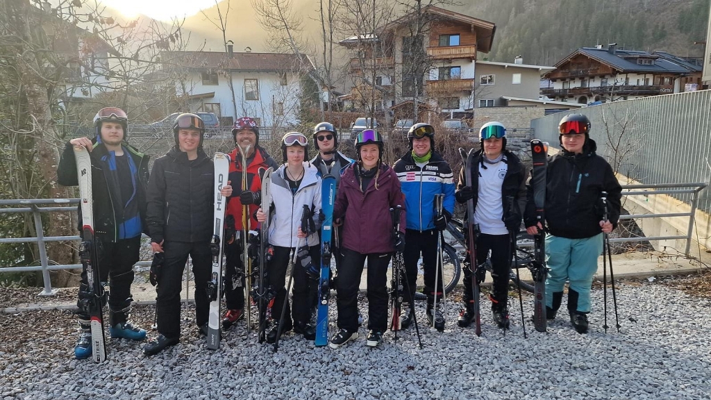 Teilnehmer des Ski-Wochenendes